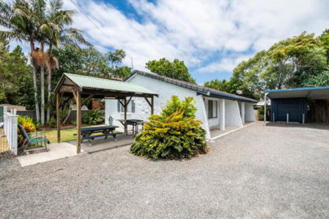 Iluka Villa 9 - Accommodation QLD 7