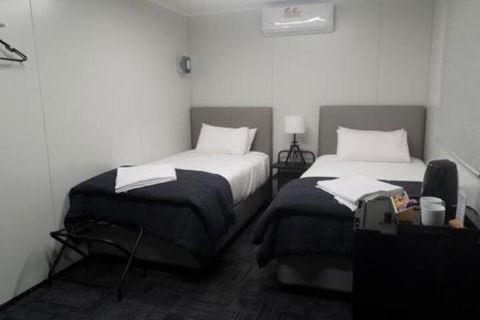 Cornwall House Accommodation - Accommodation QLD 5