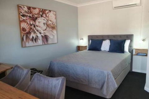 Cornwall House Accommodation - Accommodation QLD 3