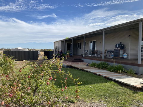 The Mains Guest House - Accommodation QLD 1