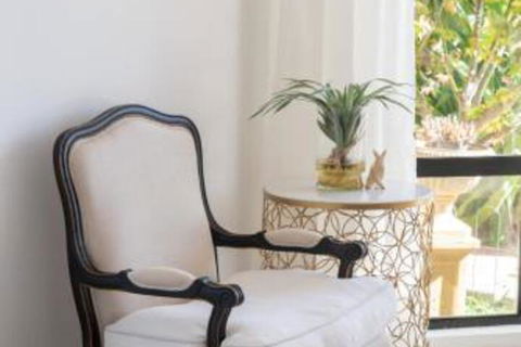 ULTRA SPACIOUS STYLISH HOME In PRESTONS SYDNEY - Accommodation QLD 4