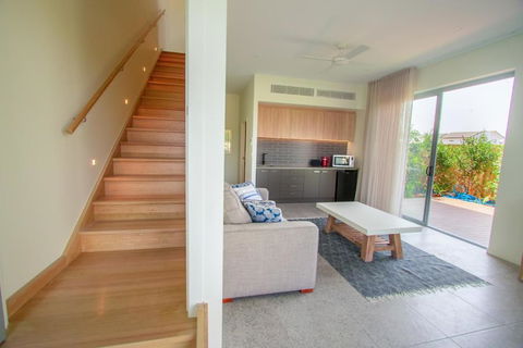 Dune Beachfront Apartments - Accommodation QLD 2