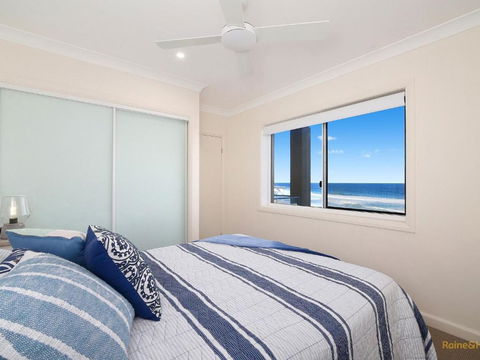 Horizons 1 / 99 Ocean View Drive - Accommodation QLD 2