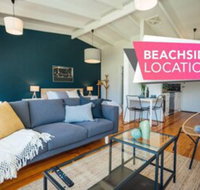 High Tide on Augusta Netflix wifi  chill... - Accommodation QLD