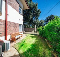 Masterpiece on Moseley Art Deco Luxury Beach Wifi - Accommodation QLD