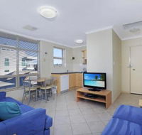 Stylish Comfortable 2 bdrm Glenelg North - Accommodation QLD