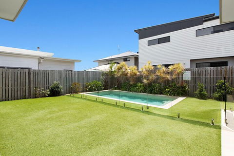 BEACHSIDE HAVEN - Accommodation QLD 2