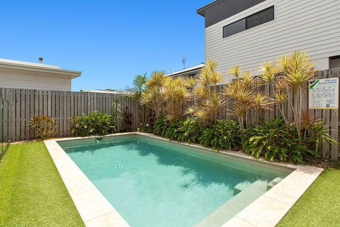 BEACHSIDE HAVEN - Accommodation QLD 1