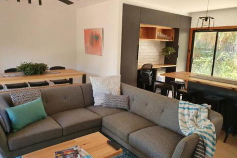 Seacliff Park Holiday Home - Accommodation QLD 2