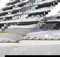 CANBERRA CHIC Hosted by LAbode - Accommodation QLD