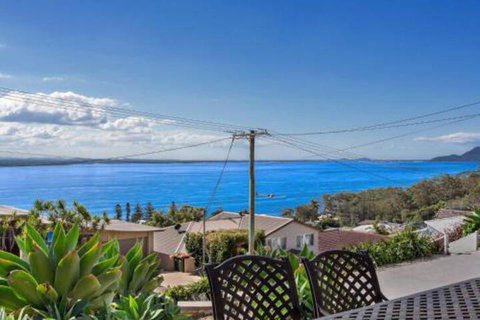 Yenangoon Walking Togetherat Corlette - Accommodation QLD 0