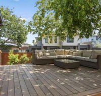 The Heart of Cosmopolitan Mornington - Accommodation QLD