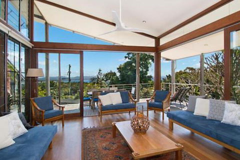 Above The Pass - Accommodation QLD 0