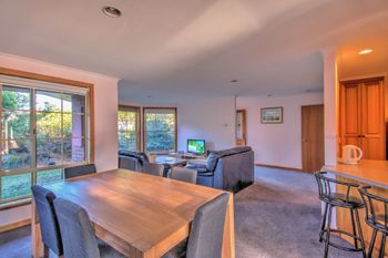 Freycinet Villa 1 - Accommodation QLD 4