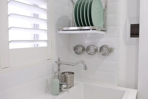 Freshly Renovated Apartment In The Heart Of Bondi - Accommodation QLD 4