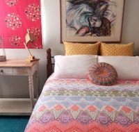 Stylish Comfortable Central Artists Home - Accommodation QLD