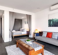 Spacious 1BD 50m From Chapel Street