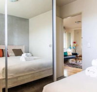 Charming 1 Bedroom Apartment in Vibrant South Yarra - Accommodation QLD