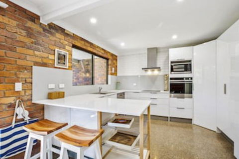 A Beach Break - 1/90 Lorikeet Drive - Accommodation QLD 0