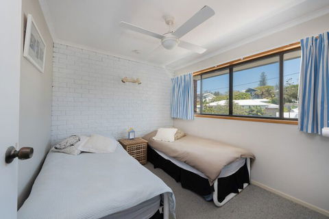 A Beach Break - 1/90 Lorikeet Drive - Accommodation QLD 7