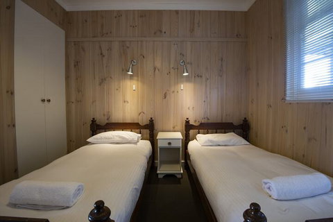 Rivendale - Accommodation QLD 7