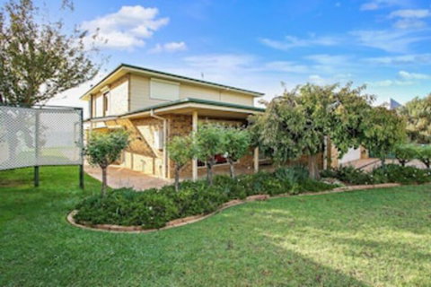 Waterfront 58 Yarrawonga - Accommodation QLD 1