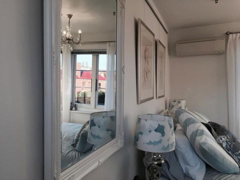 Assemblage Boutique Art Bed & Breakfast - Accommodation QLD 4