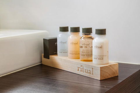 Latitude20 Searipple Rd - Accommodation QLD 1