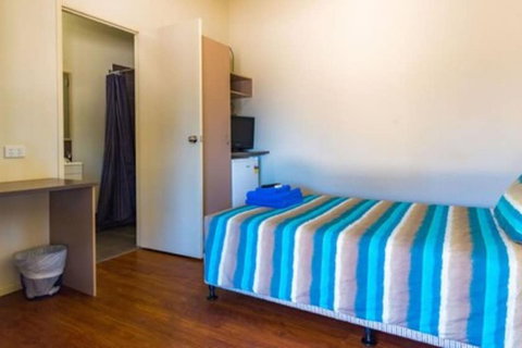 Stay On Sullivan - Accommodation QLD 6