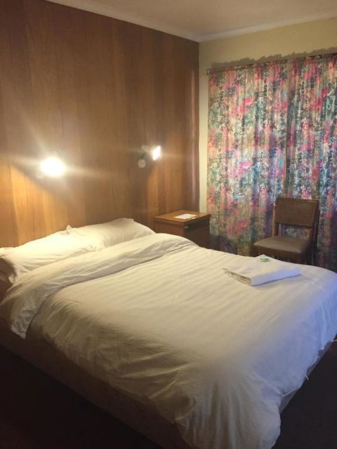 Meekatharra Hotel - Accommodation QLD 2