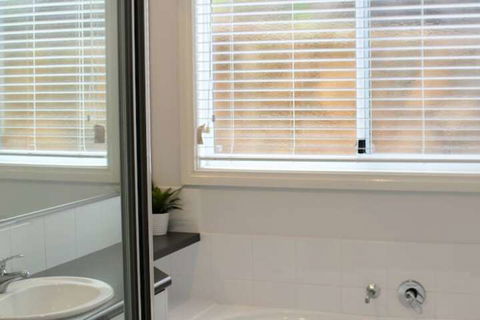 Flinders View Beach House - Accommodation QLD 2