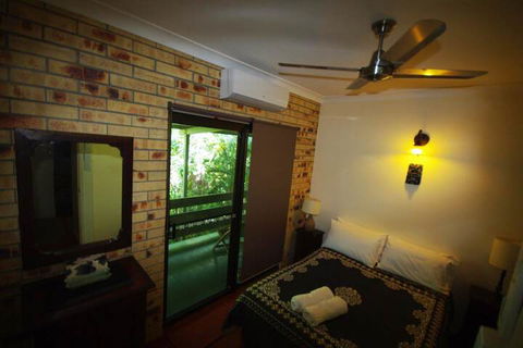 Avalon - Accommodation QLD 3