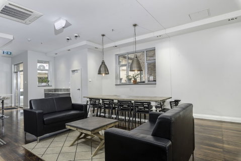Alloggio Studios On King - Accommodation QLD 4