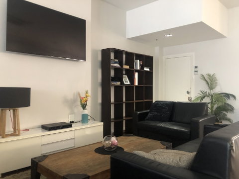 Alloggio Studios On King - Accommodation QLD 0