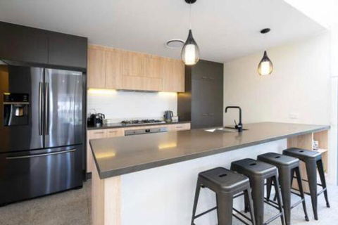 Dune Townhouse On Nautilus Way - Accommodation QLD 3