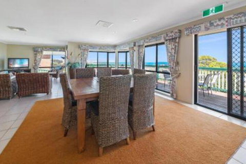Panorama 7 Stacey Drive - Accommodation QLD 1