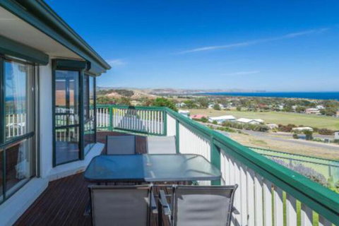 Panorama 7 Stacey Drive - Accommodation QLD 5