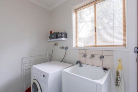 PERFECT On PYMBLE AVE - Accommodation QLD 4