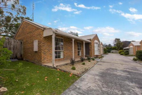 PERFECT On PYMBLE AVE - Accommodation QLD 0