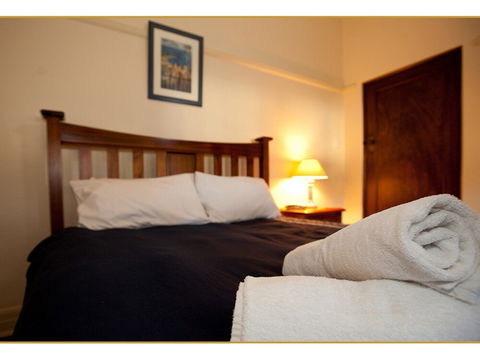 Fairholme Apartment - Accommodation QLD 2