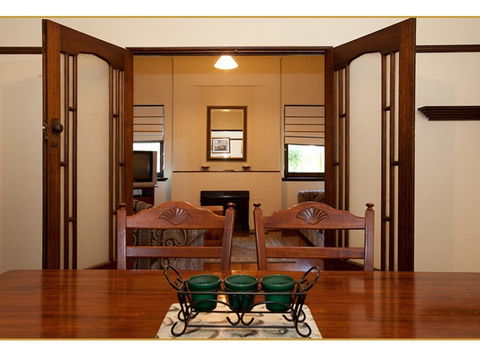 Fairholme Apartment - Accommodation QLD 5