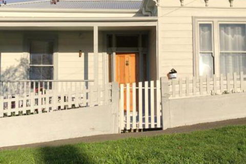 La Casa Cabrera - Accommodation QLD 4