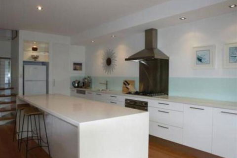 Amore - Accommodation QLD 4
