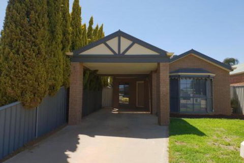 SAN Mateo - Accommodation QLD 0