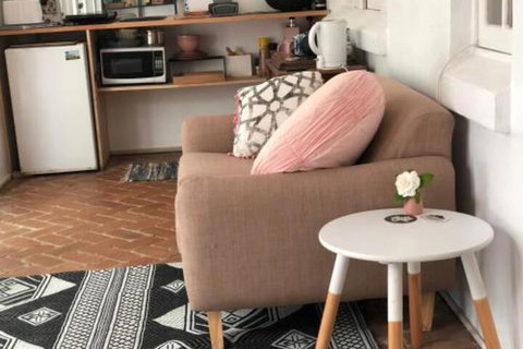 Eumundi Stay ( & Double Person Spa Bath) - Accommodation QLD 1