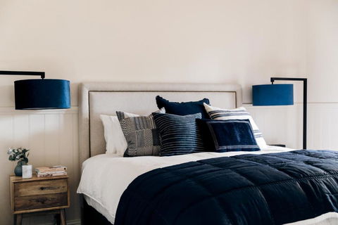 Luxury On Loch - Accommodation QLD 5