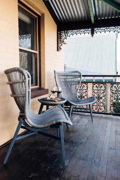 Luxury On Loch - Accommodation QLD 6