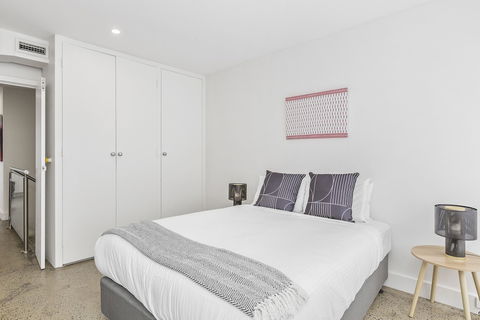 BOUTIQUE STAYS - Brighton By The Sea - Accommodation QLD 5