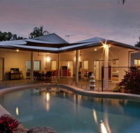CRISTAL at CLIFTON BEACH - Accommodation QLD