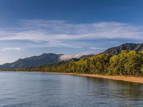 CRISTAL At CLIFTON BEACH - Accommodation QLD 2